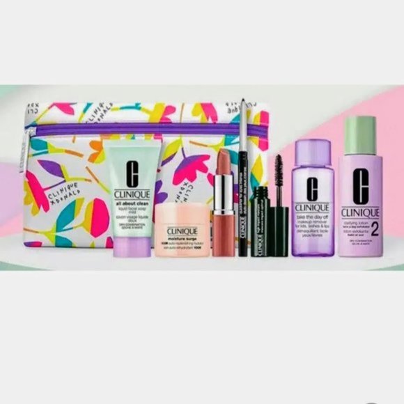 Clinique Other - NEW Clinique Blooming Greats 8-piece Set - brand new sealed